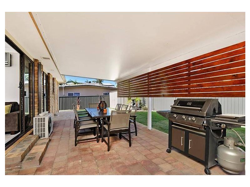 13 Kilmartin Esplanade, Biggera Waters QLD 4216
