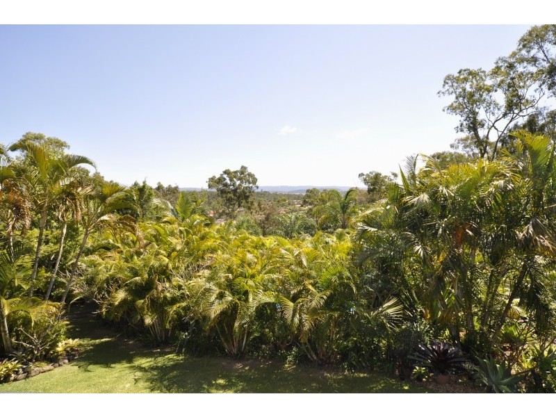 45 Uplands Drive, Parkwood QLD 4214