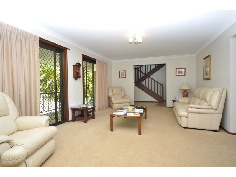 45 Uplands Drive, Parkwood QLD 4214