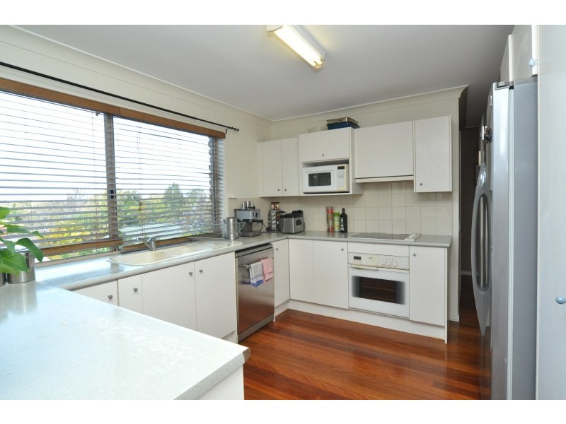 11 Weiskoph Court, Parkwood QLD 4214