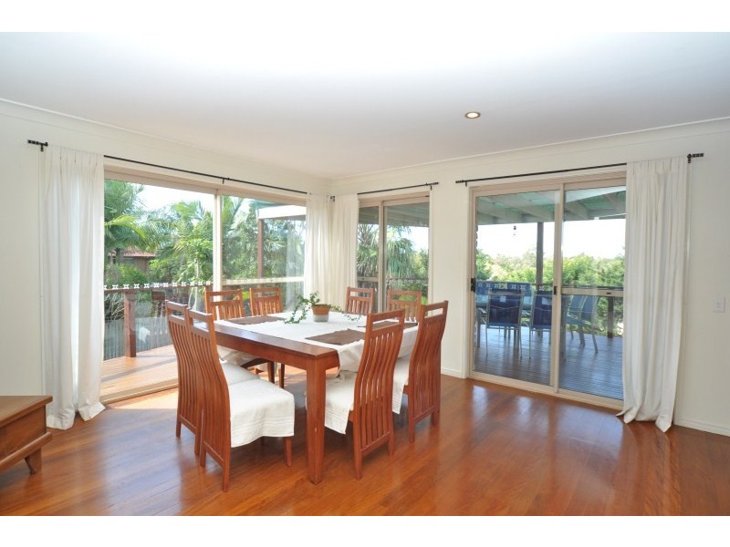 11 Weiskoph Court, Parkwood QLD 4214