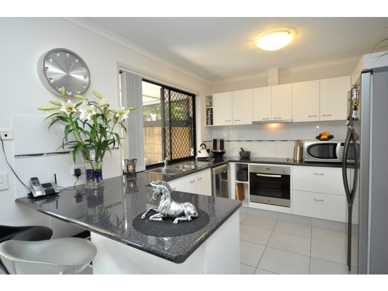 1/5 Stephenson Street, Labrador QLD 4215