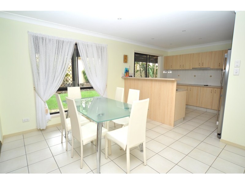 103 Christina Ryan Way, Arundel QLD 4214
