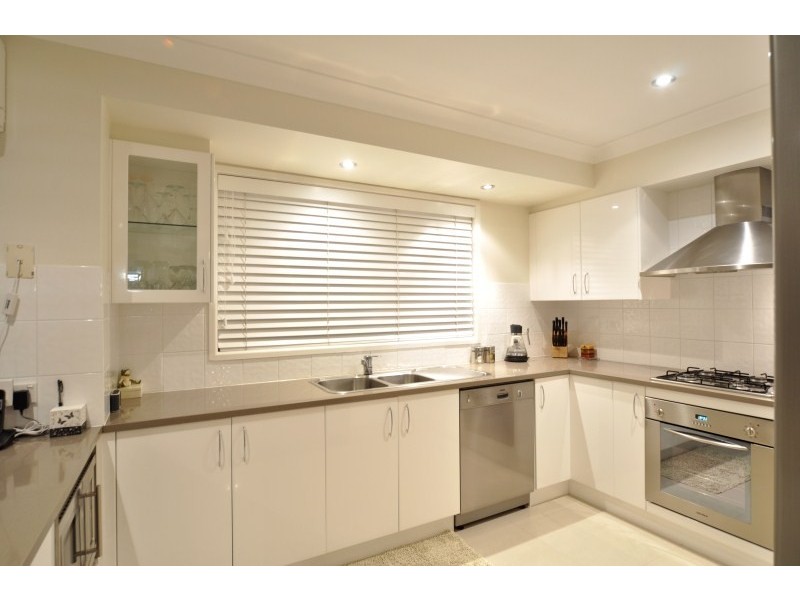 24 Von Nida Street, Parkwood QLD 4214