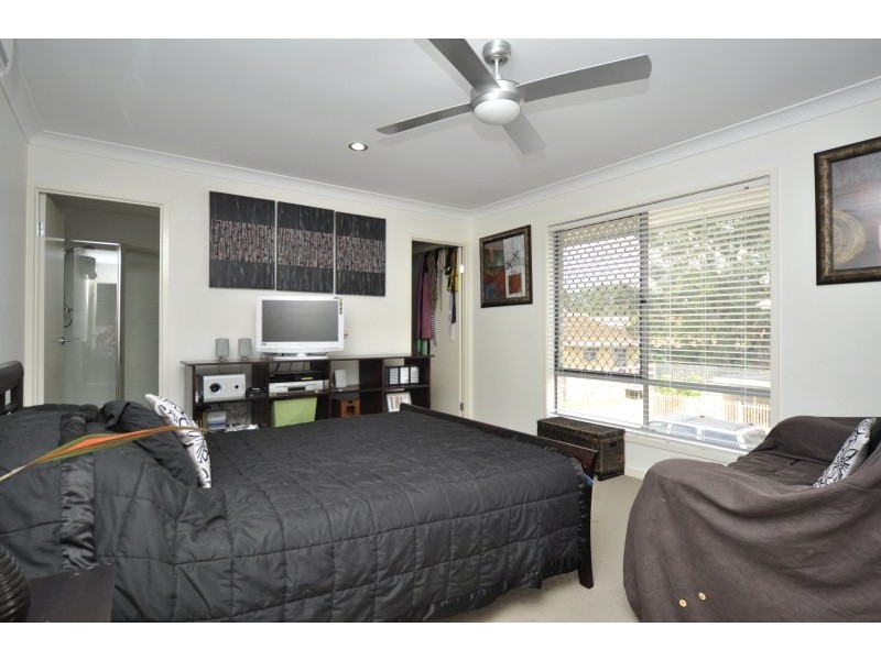 Labrador QLD 4215