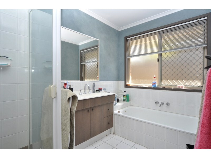 44 Inverness Way, Parkwood QLD 4214