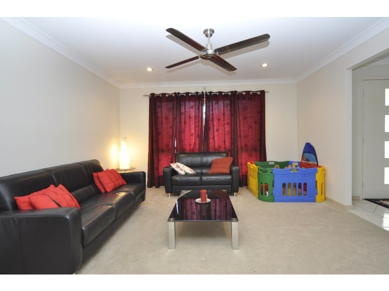 62 Coachwood Drive, Molendinar QLD 4214