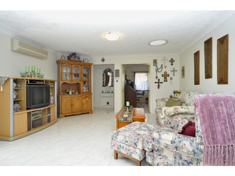 31 Ingles Circuit, Arundel QLD 4214