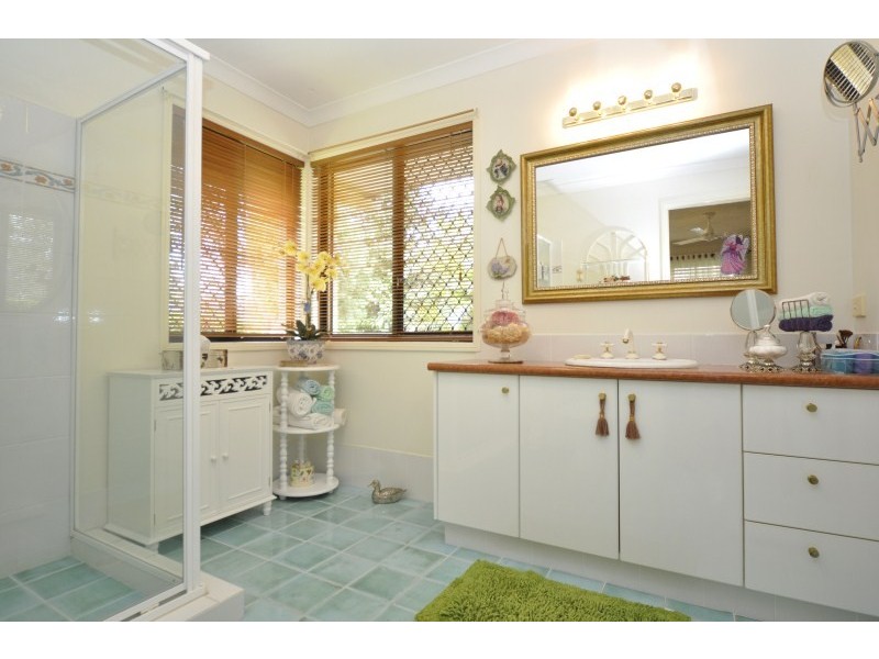 31 Ingles Circuit, Arundel QLD 4214