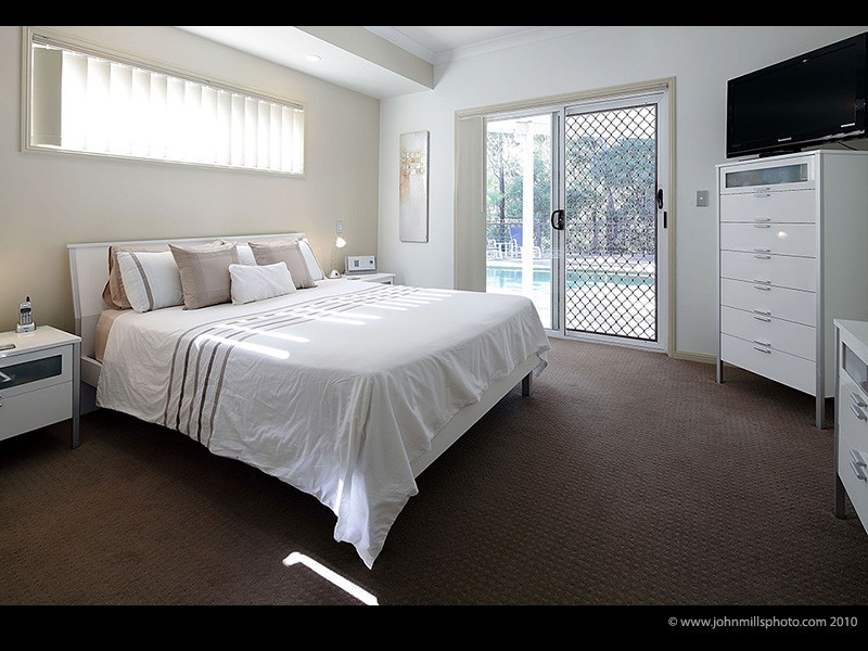 5 Hirono Court, Parkwood QLD 4214