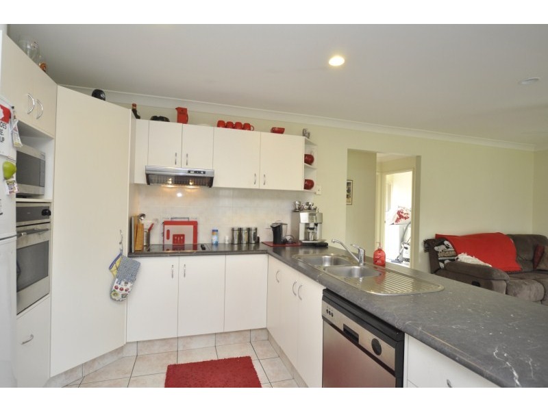 5 Aquarius Court, Molendinar QLD 4214