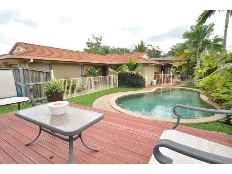 35 Inverness Way, Parkwood QLD 4214