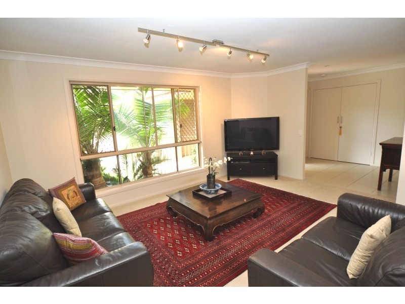 35 Inverness Way, Parkwood QLD 4214