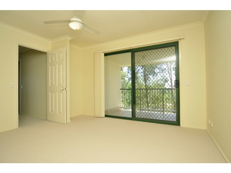48 Christina Ryan Way, Arundel QLD 4214