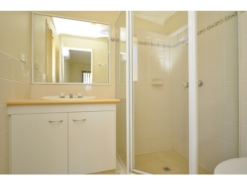 48 Christina Ryan Way, Arundel QLD 4214