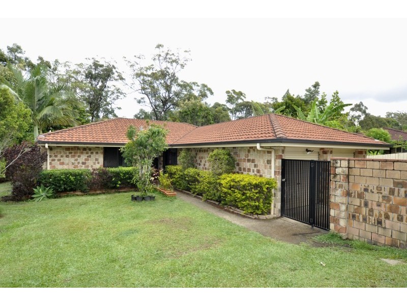 63 Henry Cotton Drive, Parkwood QLD 4214