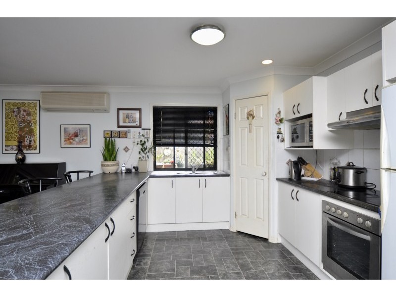 63 Henry Cotton Drive, Parkwood QLD 4214