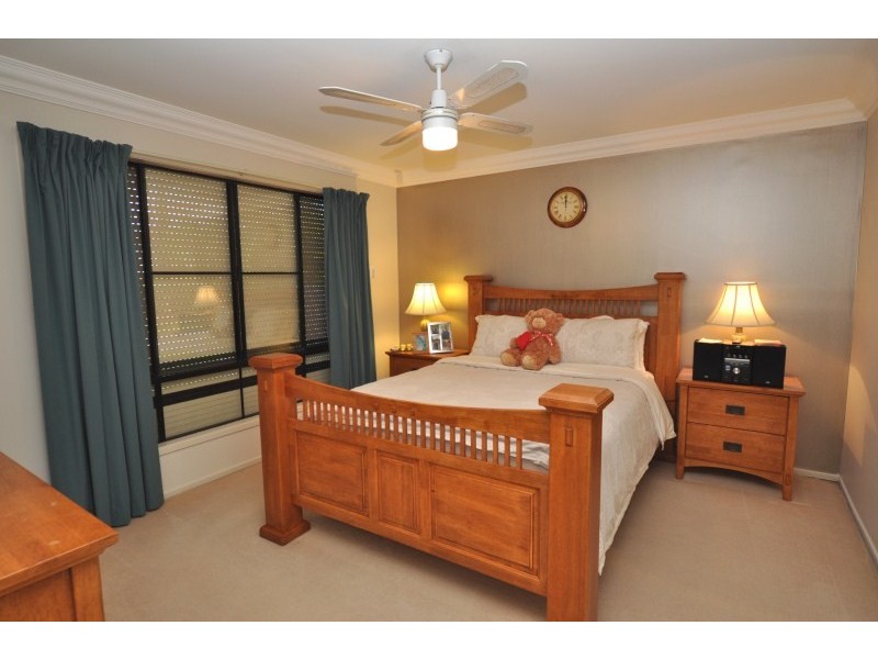 22 Dellwood Circuit, Molendinar QLD 4214
