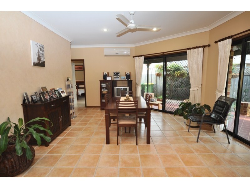 2 Dellwood Circuit, Molendinar QLD 4214