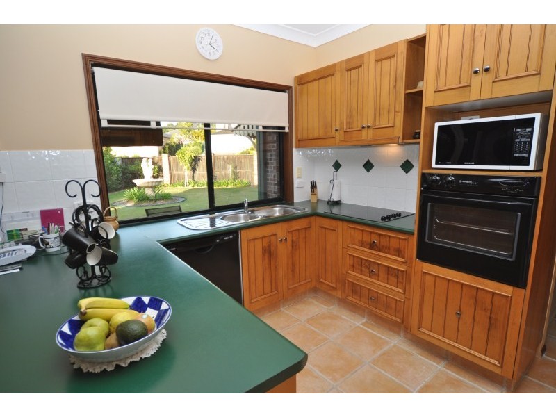 2 Dellwood Circuit, Molendinar QLD 4214