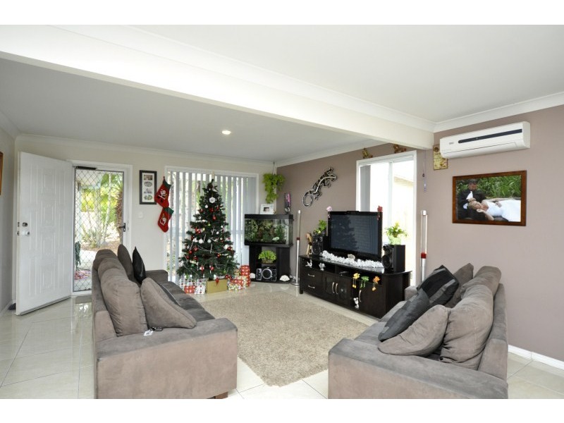 9/14 Liam Court, Labrador QLD 4215