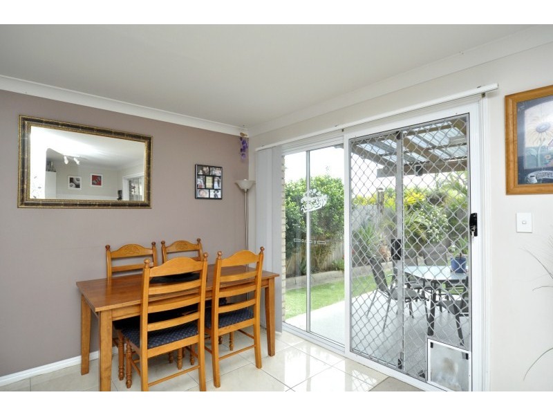 9/14 Liam Court, Labrador QLD 4215