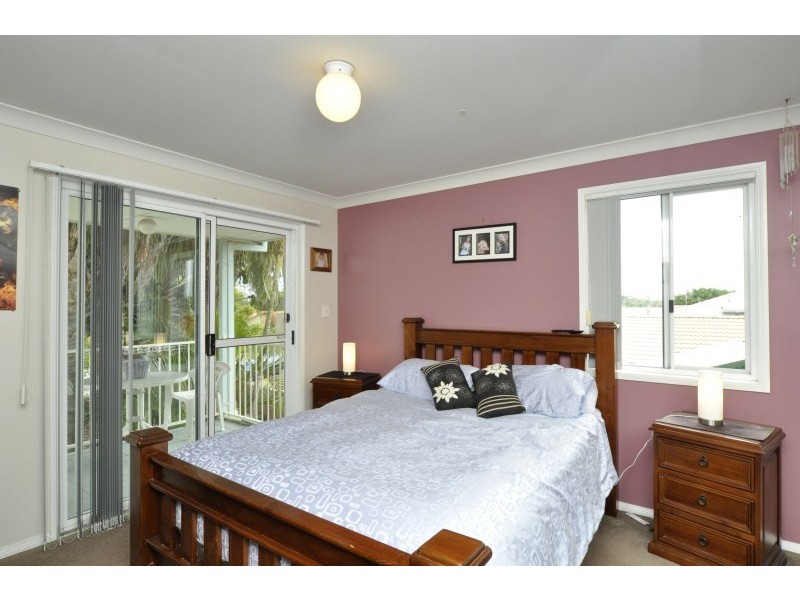 9/14 Liam Court, Labrador QLD 4215
