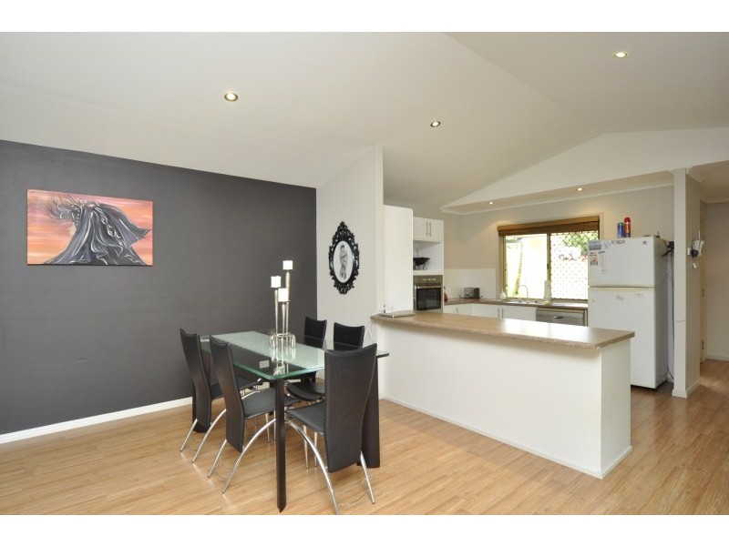 10 Grovedale Court, Parkwood QLD 4214