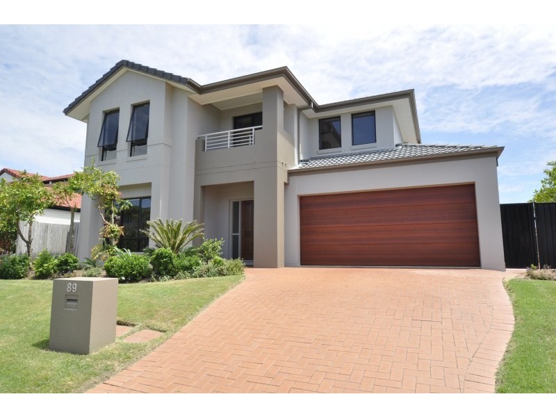 89 Highcrest Circuit, Molendinar QLD 4214