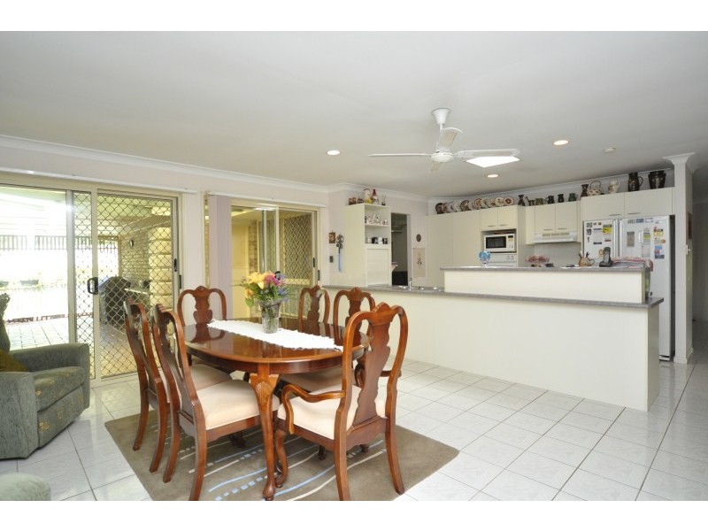 36 Morfantaine Terrace, Parkwood QLD 4214