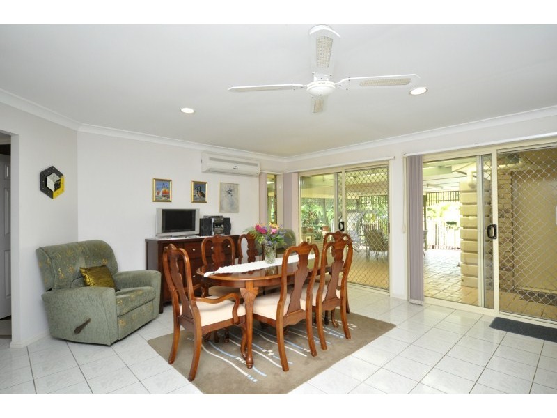 36 Morfantaine Terrace, Parkwood QLD 4214