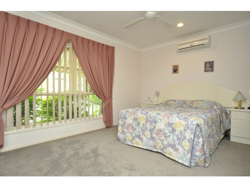 36 Morfantaine Terrace, Parkwood QLD 4214