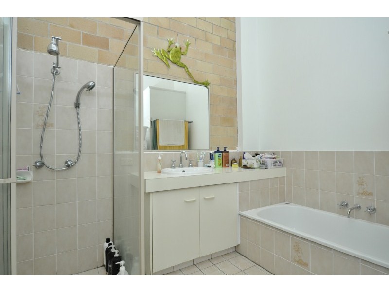 34/81 Olsen Avenue, Labrador QLD 4215