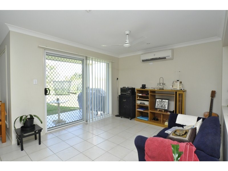 44 Golden Bear Drive, Arundel QLD 4214