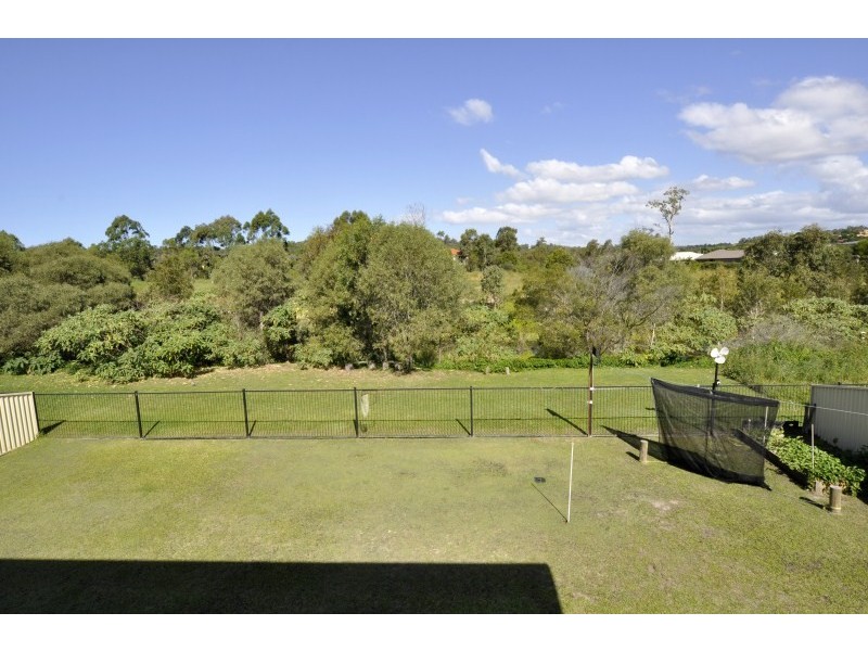 44 Golden Bear Drive, Arundel QLD 4214