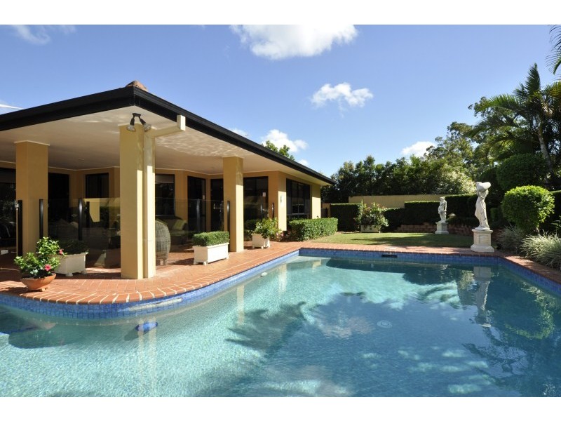 29 Chichester Drive, Arundel QLD 4214