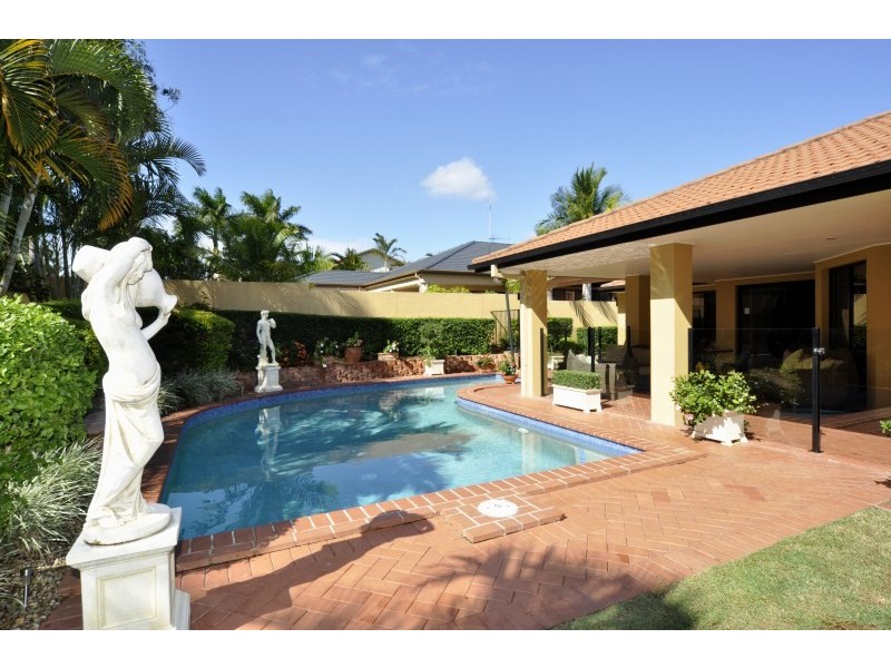 29 Chichester Drive, Arundel QLD 4214