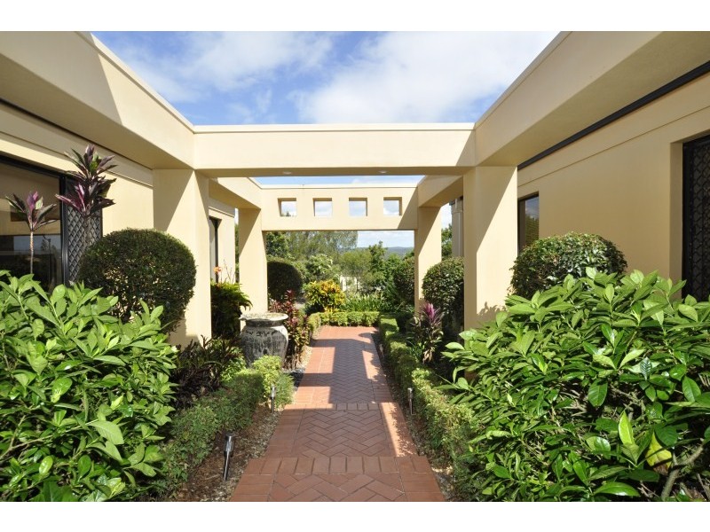 29 Chichester Drive, Arundel QLD 4214