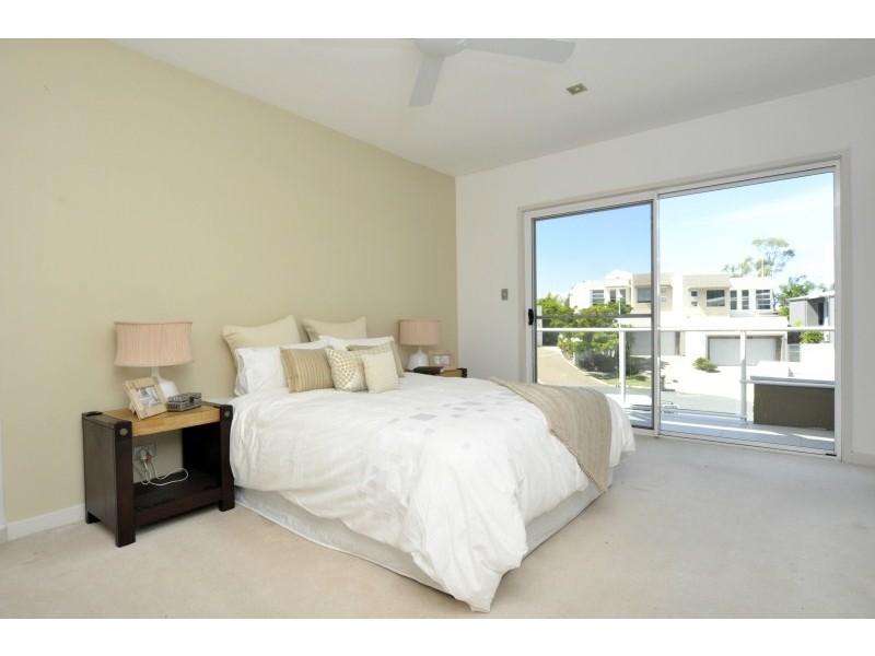 2/5018 Riverwood Grove, Ashmore QLD 4214