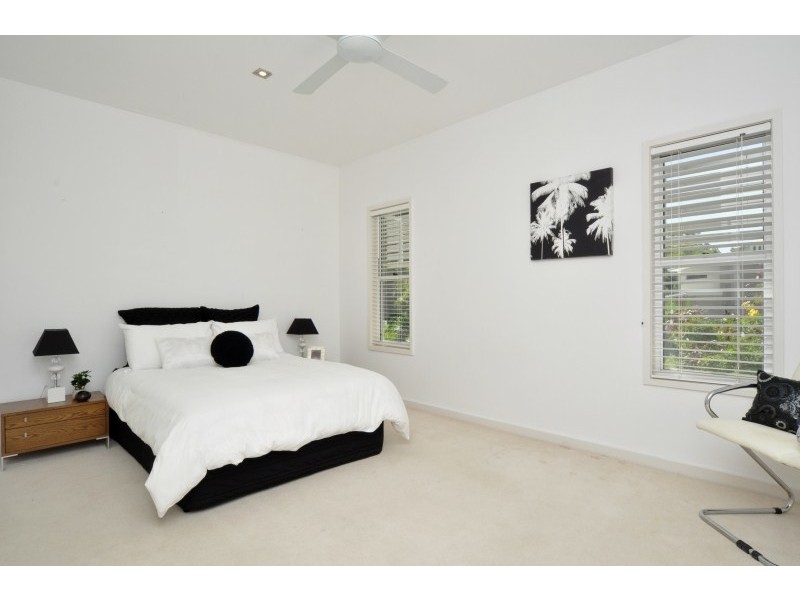 2/5018 Riverwood Grove, Ashmore QLD 4214