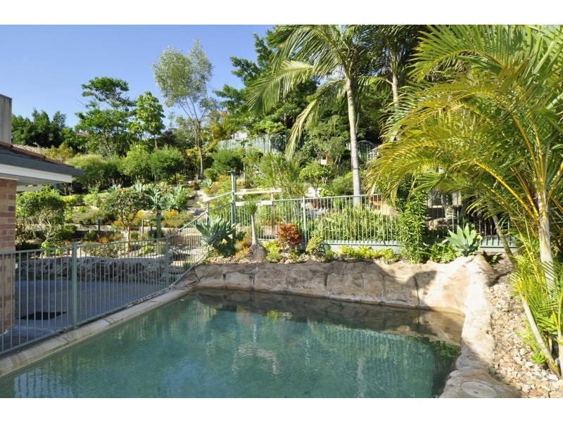 28 Papara Street, Pacific Pines QLD 4211