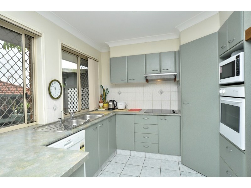 28 Papara Street, Pacific Pines QLD 4211