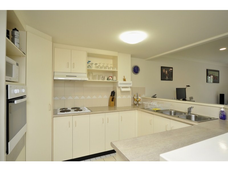 50/75 Brown Street, Labrador QLD 4215
