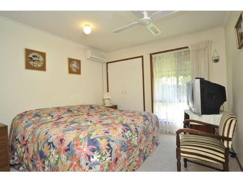 2/301 Government Road, Labrador QLD 4215