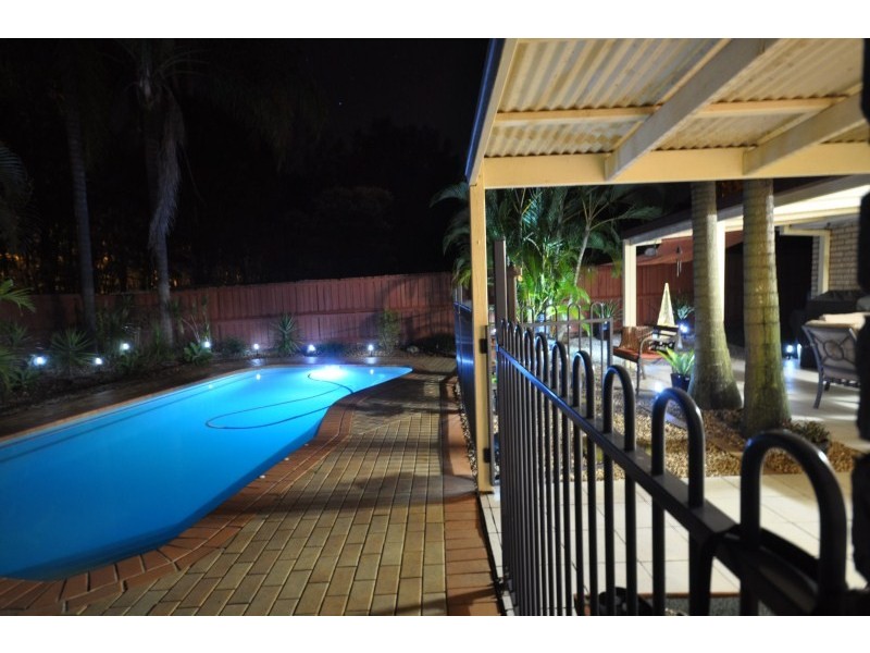 33 Carner Court, Parkwood QLD 4214