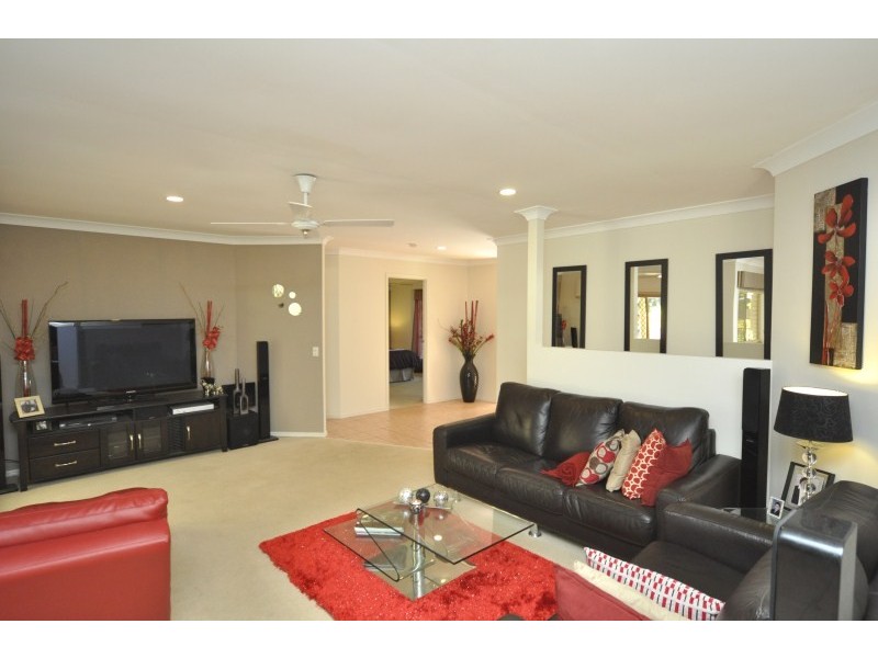 33 Carner Court, Parkwood QLD 4214