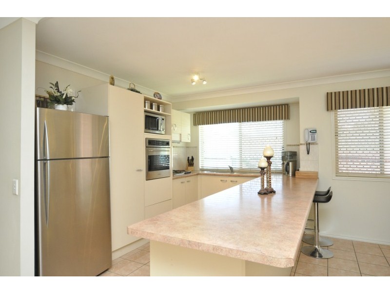 33 Carner Court, Parkwood QLD 4214