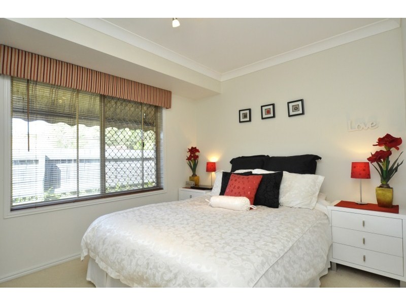 33 Carner Court, Parkwood QLD 4214