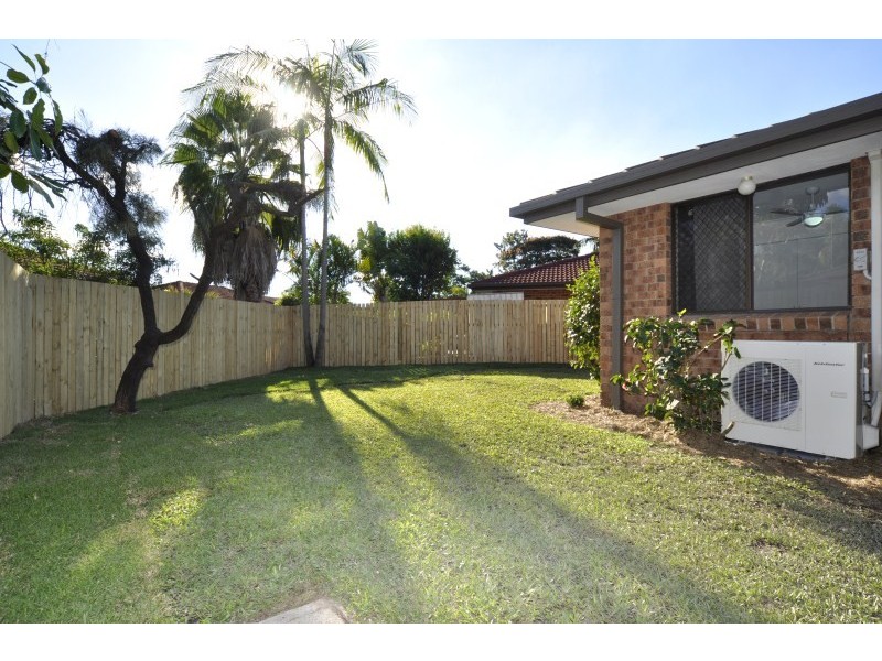 17/16 Telopea Street, Labrador QLD 4215