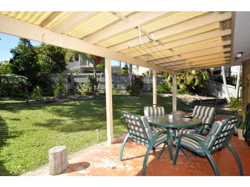 1/5 Jupiter Close, Labrador QLD 4215